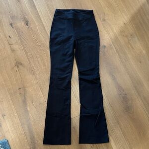 ALO Yoga Classic Black Leggings